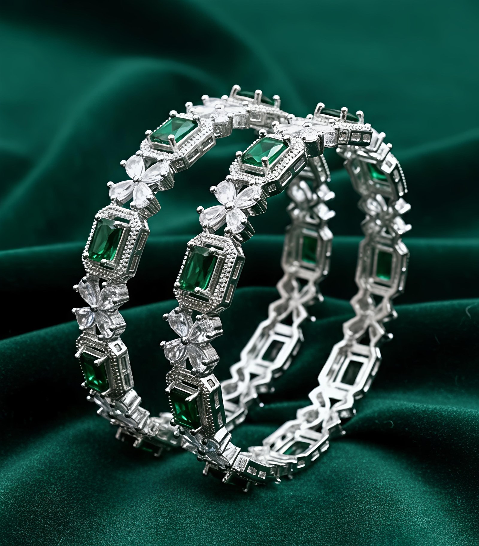 Green Royale / Crystal White Stone Cubic Zirconia Bangles / Emerald Bloom / Crystal White Stone American Diamond Bangles – Silver Plated (Set of 2) / Emerald Green / Crystal White Stone American Diamond Bangles for Women / Wedding Shine Green / Crystal Wh