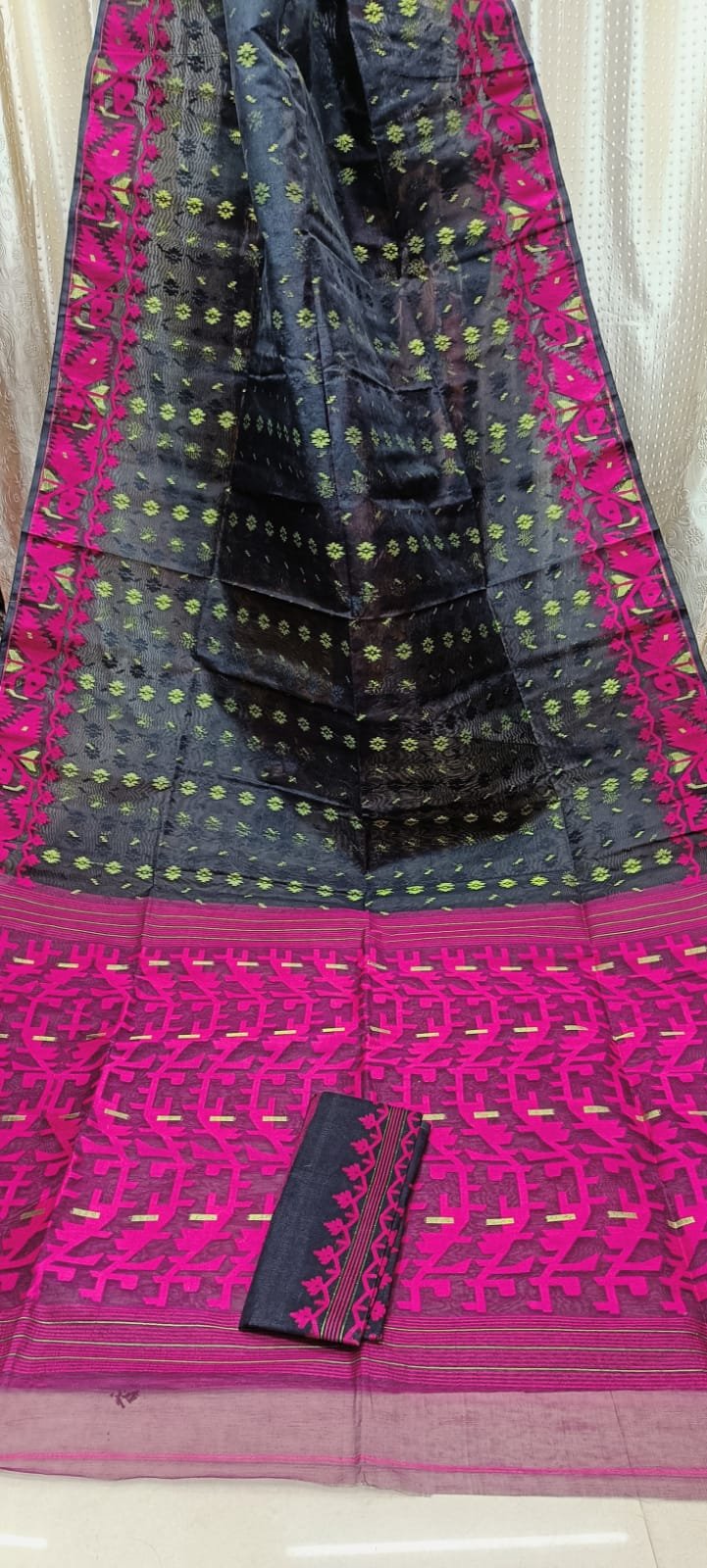 Women’s Jamdani Cotton Sarees with Blouse Piece – Traditional Handwoven Style Saree Collection