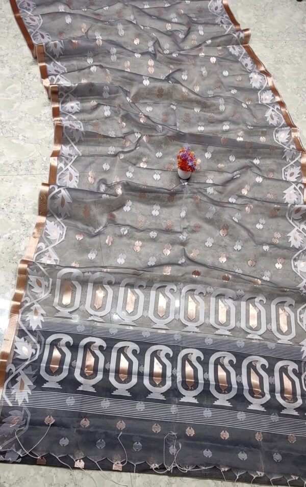 Handcrafted Muslin Silk Jamdani with Jari Butti Design & Matching Blouse Piece for Ethnic Wear online India