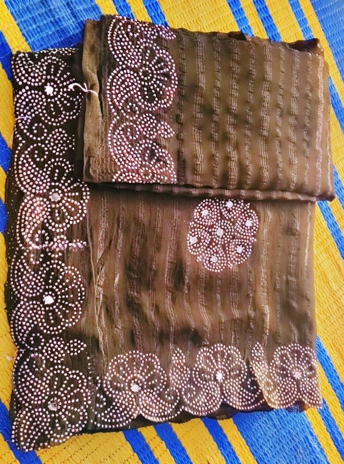 Elegant Maroon Bandhani Printed Saree with Blouse Piece for Ethnic Wear online India